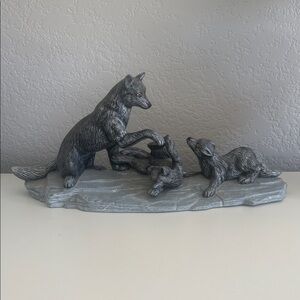 Gray Wolf Family Sculpture